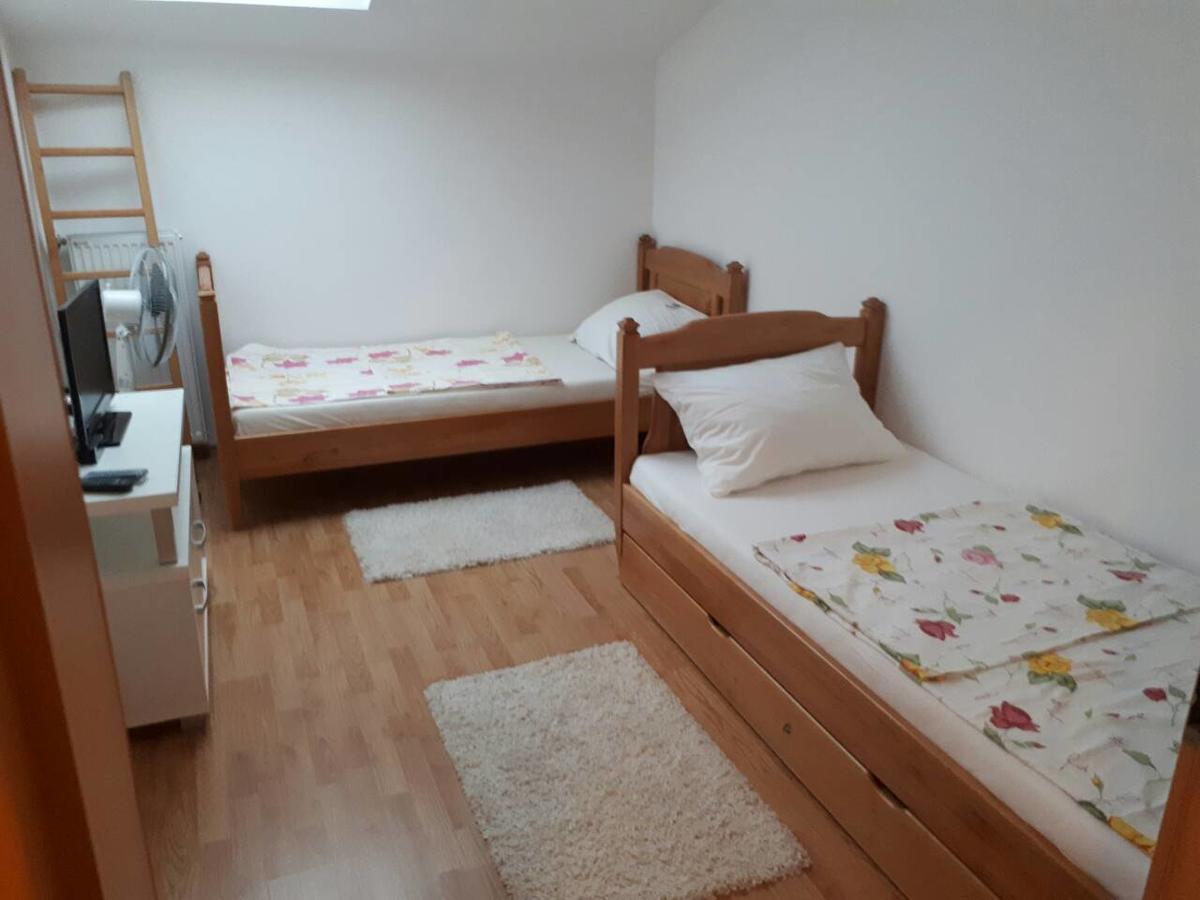 Renome Apartmani Banja Koviljača Extérieur photo