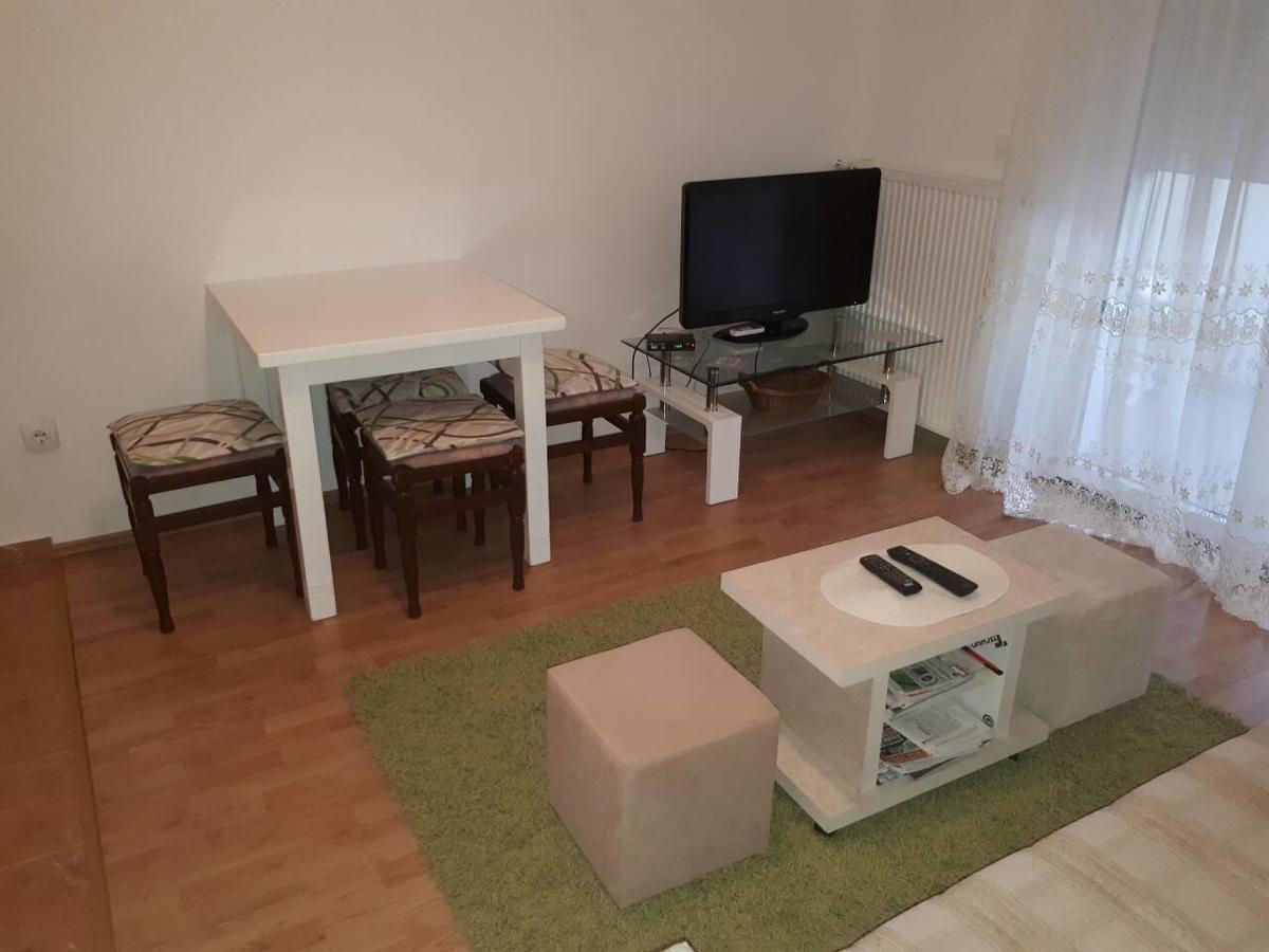 Renome Apartmani Banja Koviljača Extérieur photo